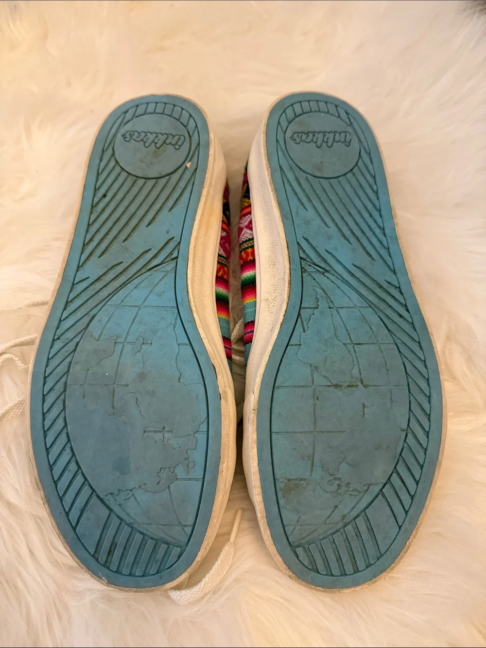 Inkkas turquoise multicolor aztec canvas sneakers❤️💙🩷🤍